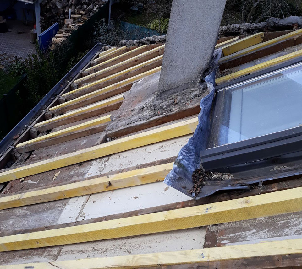 Réparation et rénovation de toiture à Voisins-le-Bretonneux 78960 dans la Yvelines 