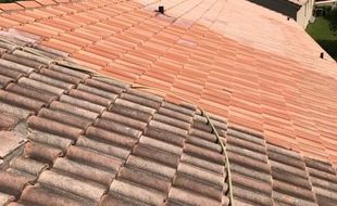 Démoussage et nettoyage de toiture à Voisins-le-Bretonneux 78960 dans la Yvelines 